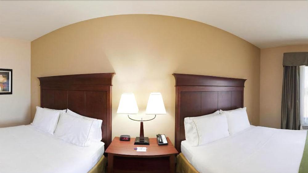 Holiday Inn Express & Suites Poteau By Ihg Екстериор снимка
