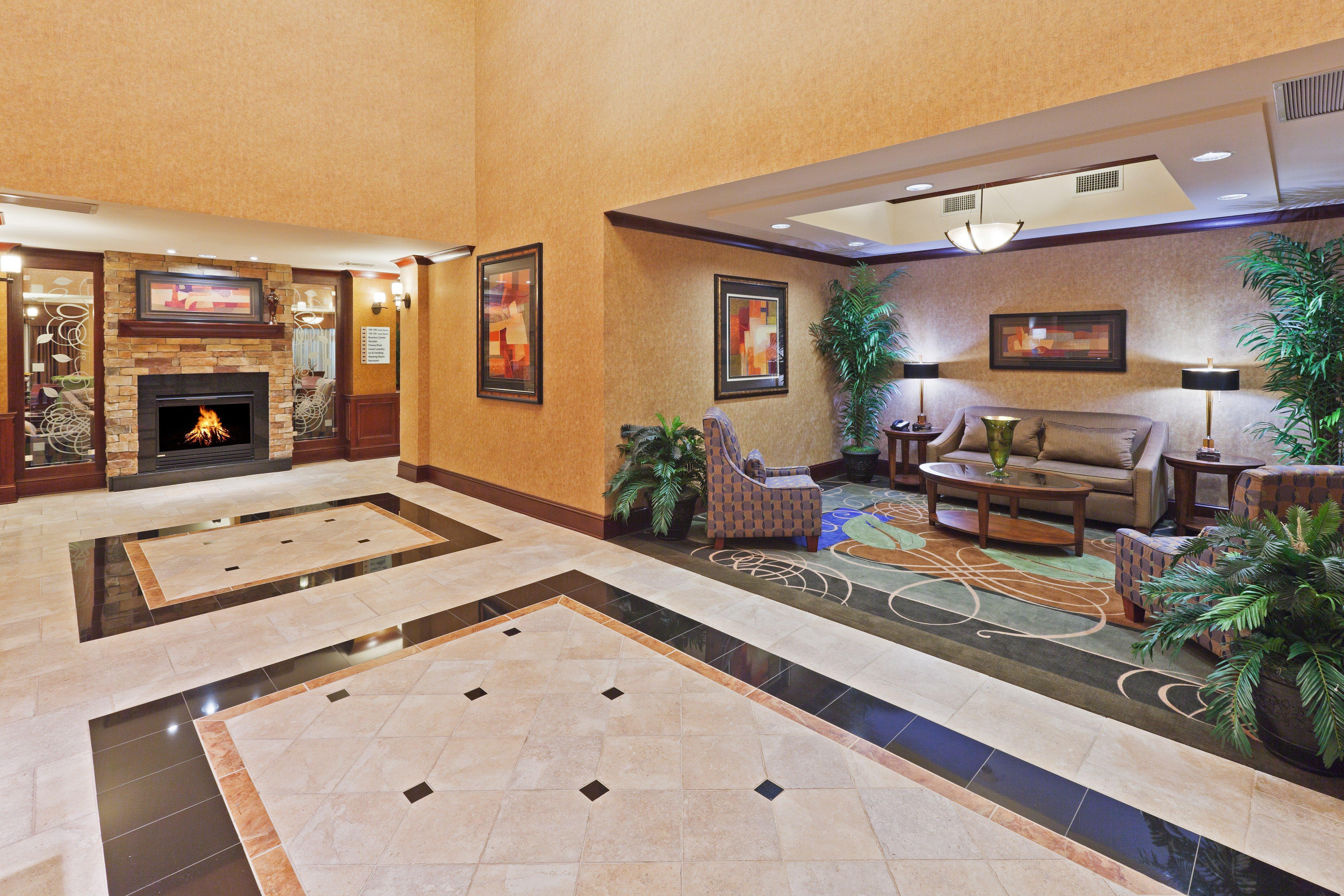 Holiday Inn Express & Suites Poteau By Ihg Екстериор снимка